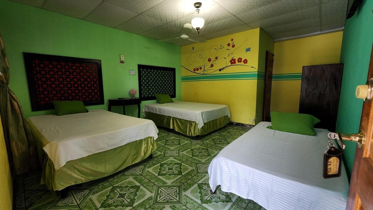 Hotel Y Restaurante Las Margaritas Perquín Εξωτερικό φωτογραφία