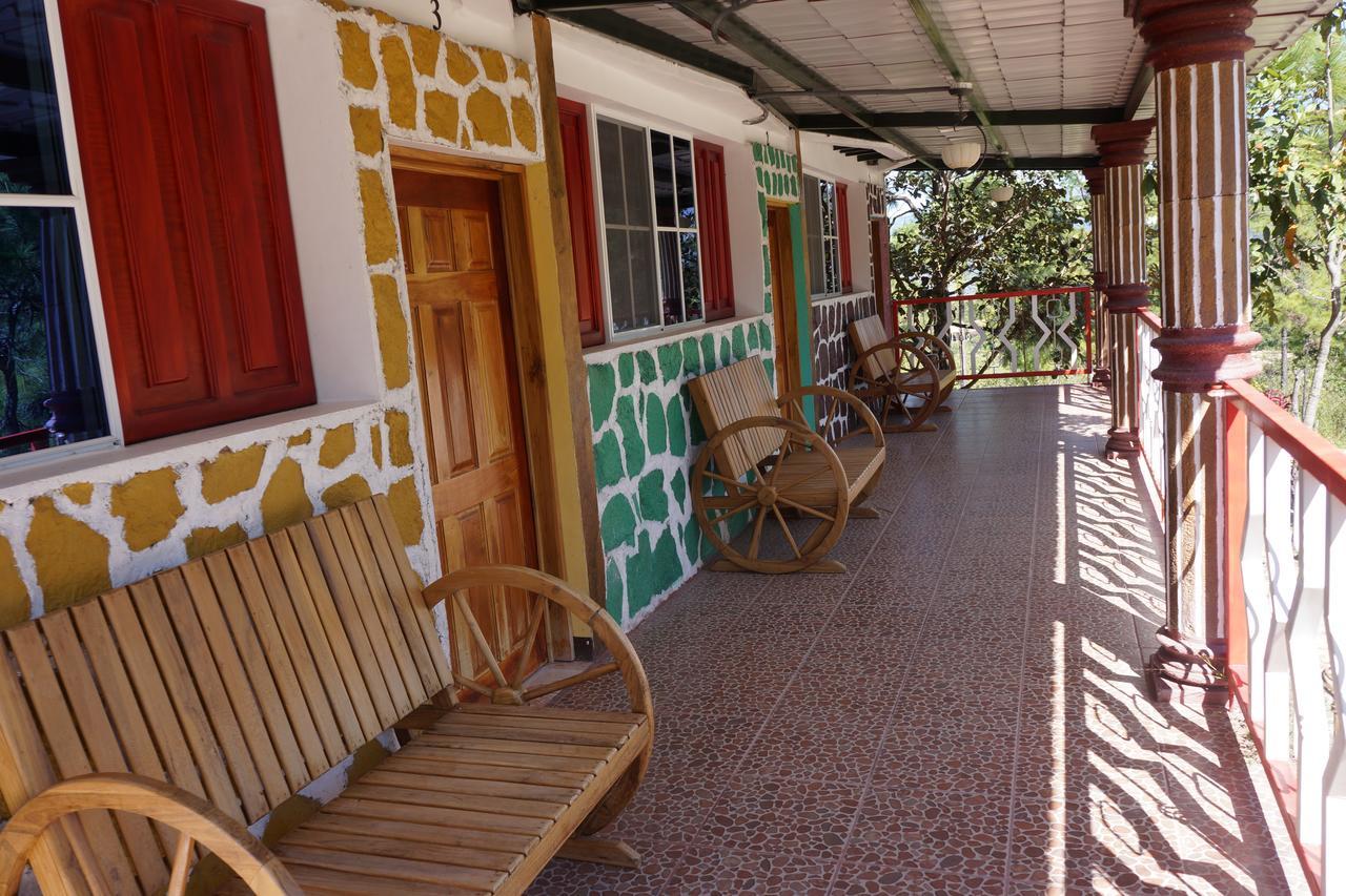 Hotel Y Restaurante Las Margaritas Perquín Εξωτερικό φωτογραφία