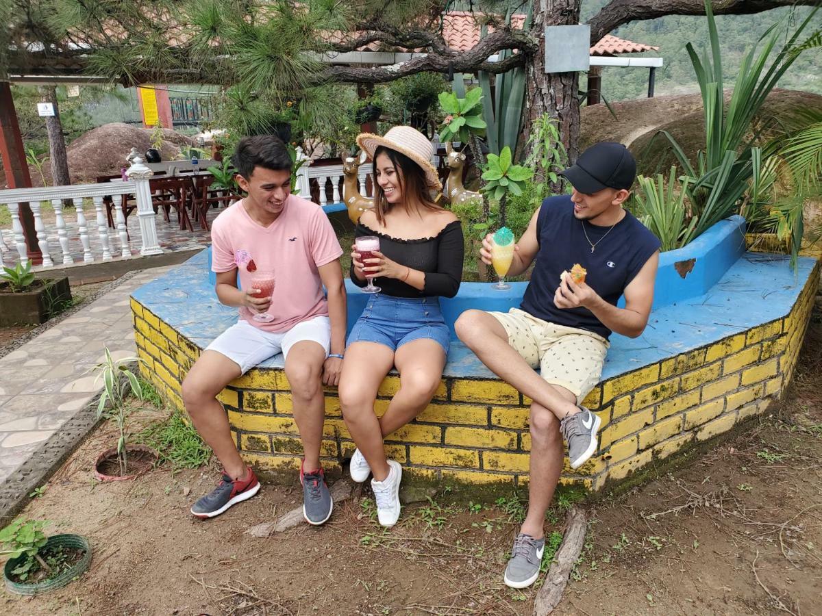 Hotel Y Restaurante Las Margaritas Perquín Εξωτερικό φωτογραφία